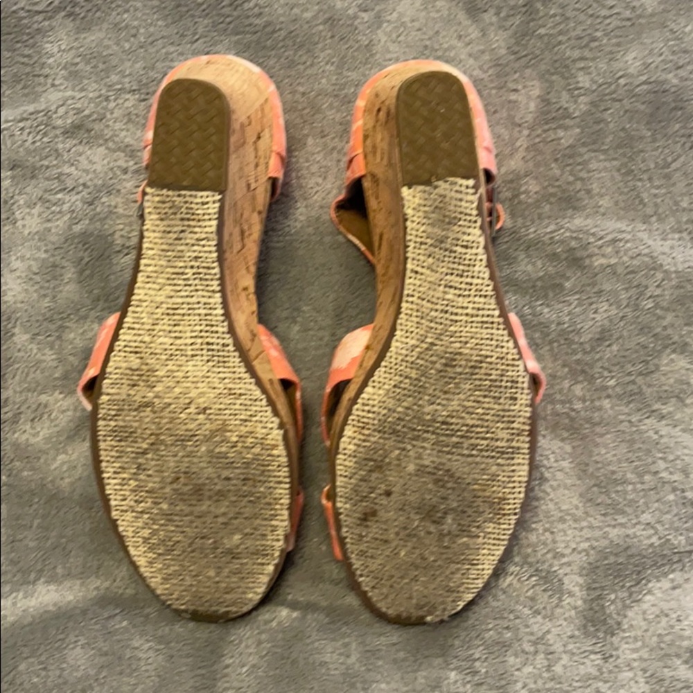 Tom Wedges - Picture 5 of 7